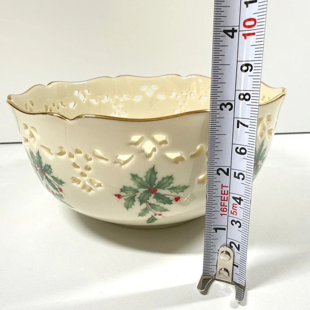LENOX Holiday Pierced Bowl Ivory Bone China Gold Trim Holly Berry Made in USA 6